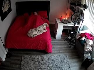 voyeurcam-house-charleys-room